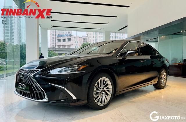 Giá xe Lexus ES 250 và các đối thủ cạnh tranh