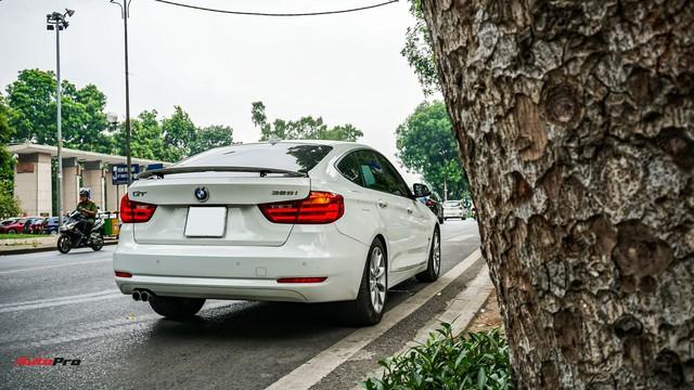 Nội thất xe BMW 328i GT sau 8 năm